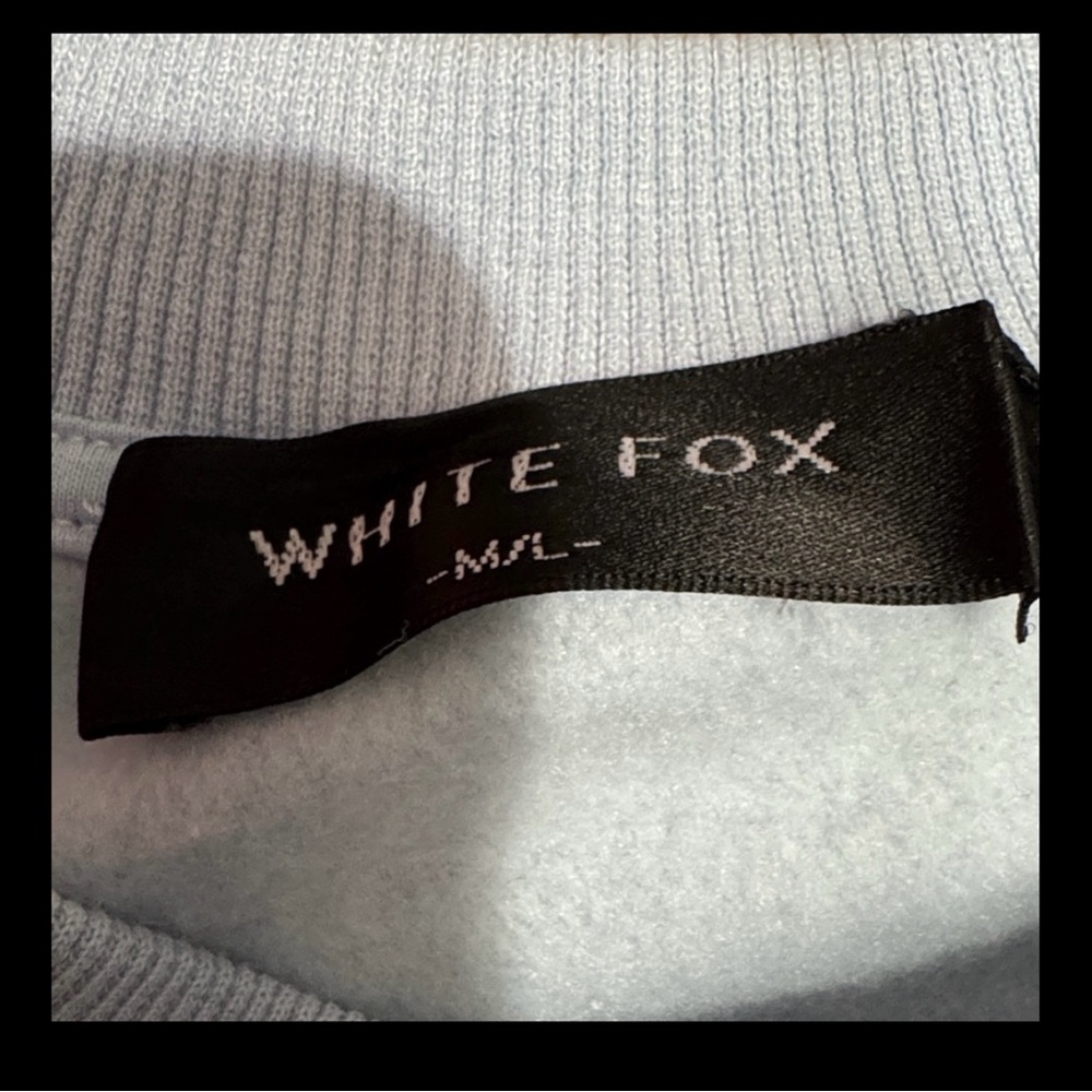 (2 Items) White Fox Boutique Light Blue Crewneck Sweatshirt & Short Set - Picture 6 of 10